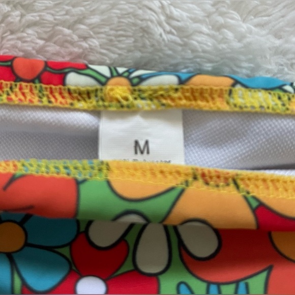 Amazon Flower Bikini - Picture 4 of 4